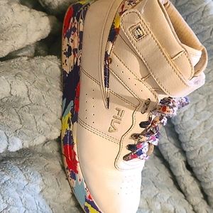 Filas paintball shoes left and right